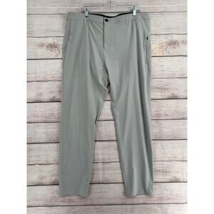 Vuori AIM 4 Way Stretch Athletic Slim Pant Mens 38 Light Gray